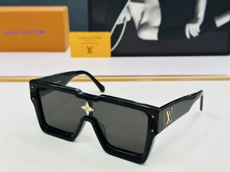OnTrend Louis Vuitton Sunglasses 280923