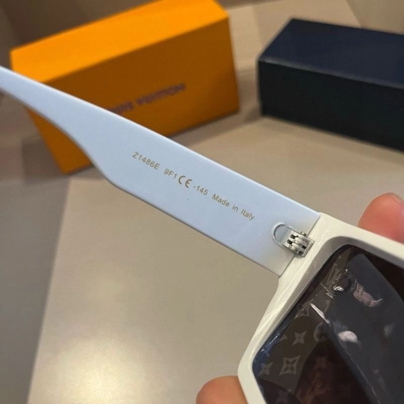Louis Vuitton Sunglasses Casual 280895