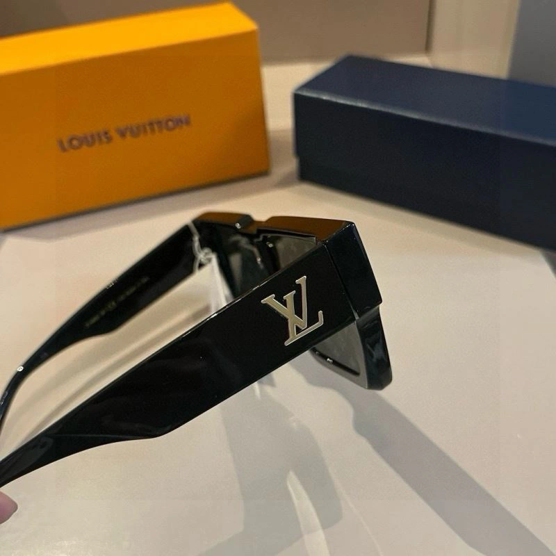 Attractive Louis Vuitton Sunglasses 280906