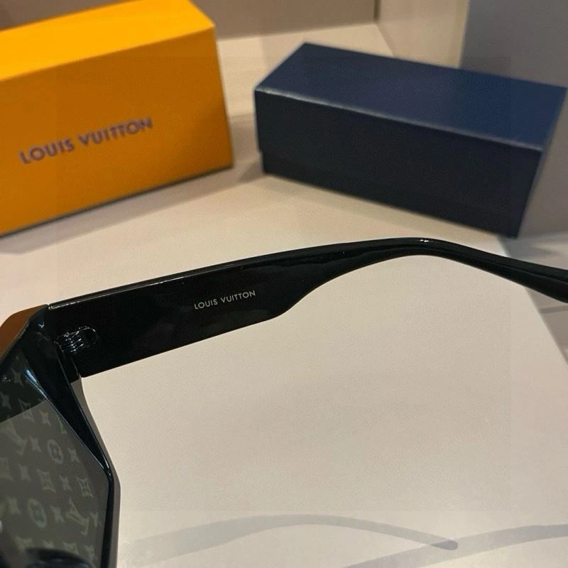 Attractive Louis Vuitton Sunglasses 280906