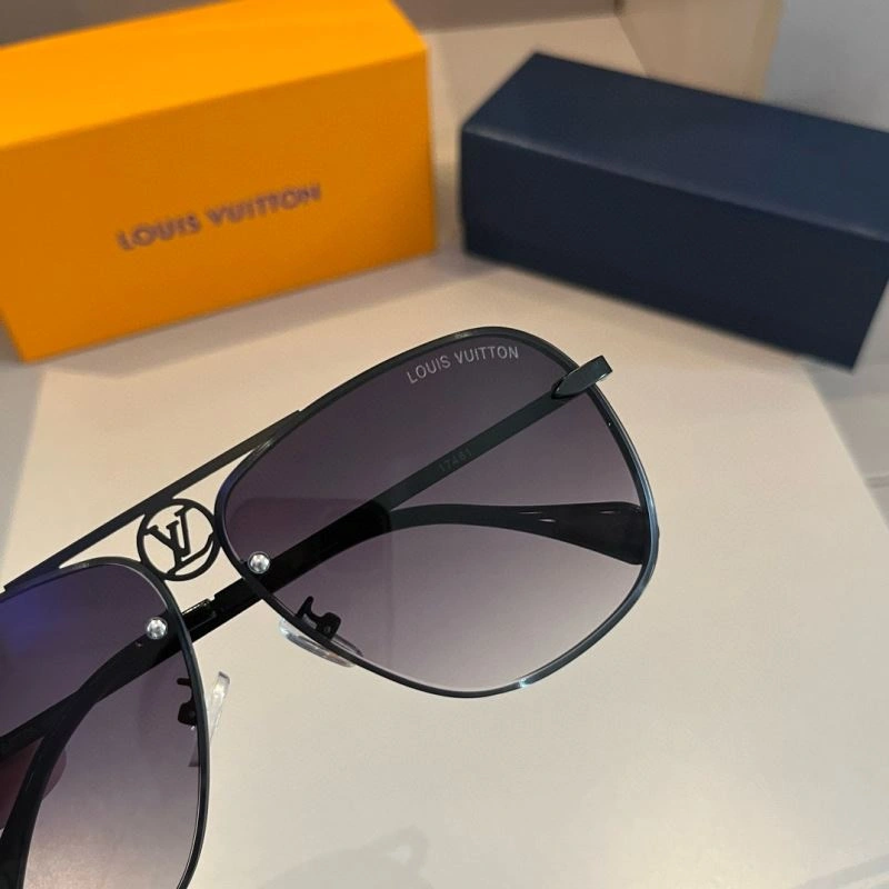 Louis Vuitton Sunglasses Comfortable 280912