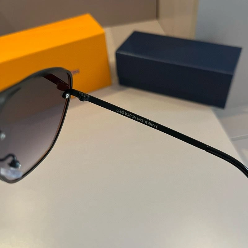 Louis Vuitton Sunglasses Comfortable 280912