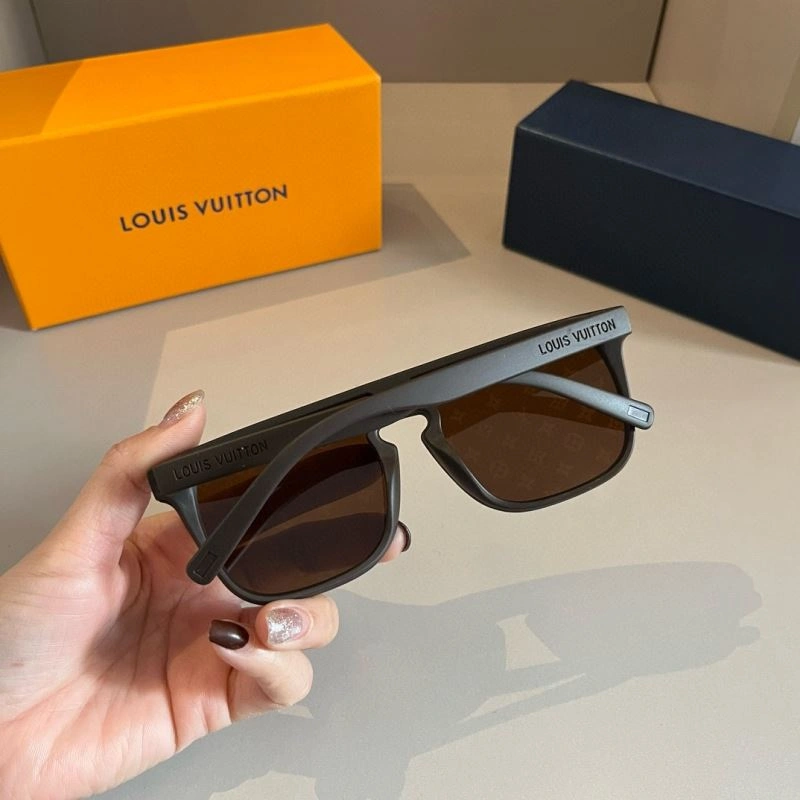 Louis Vuitton Sunglasses Upgraded 280903