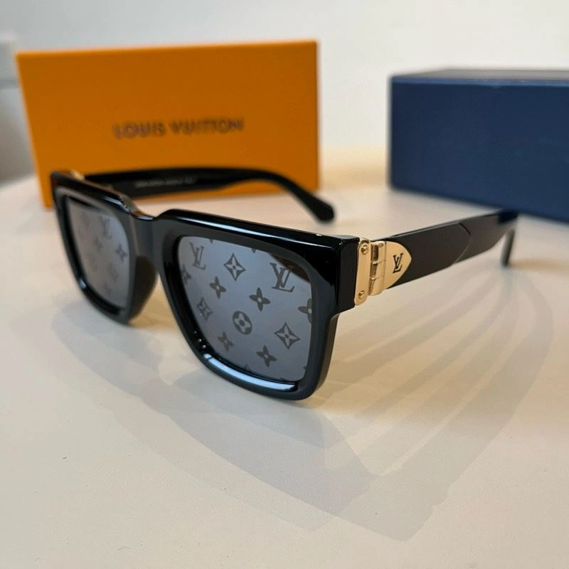 NewStyle Louis Vuitton Sunglasses 280893