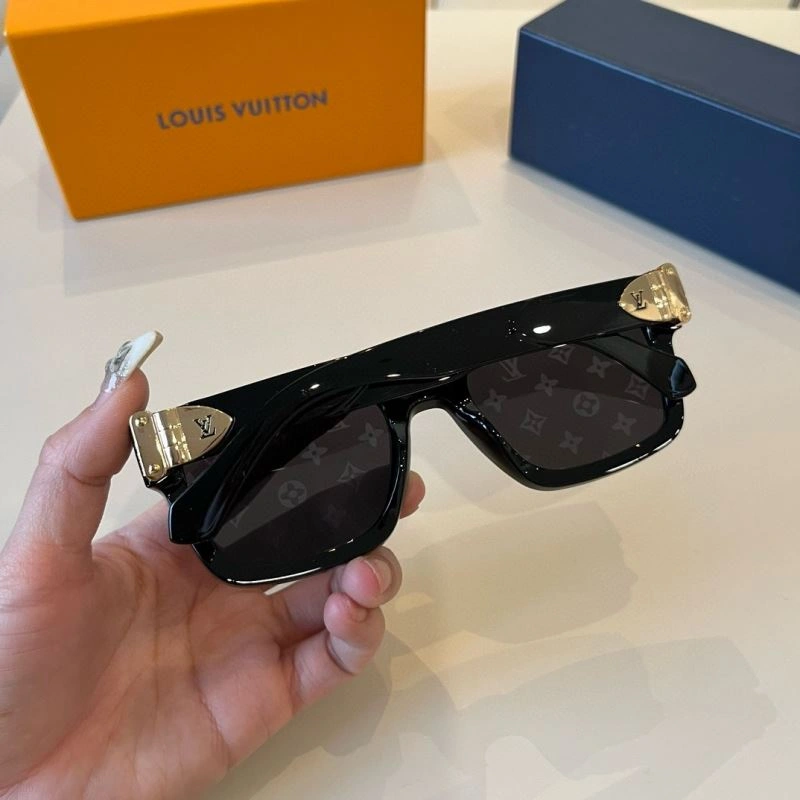 NewStyle Louis Vuitton Sunglasses 280893