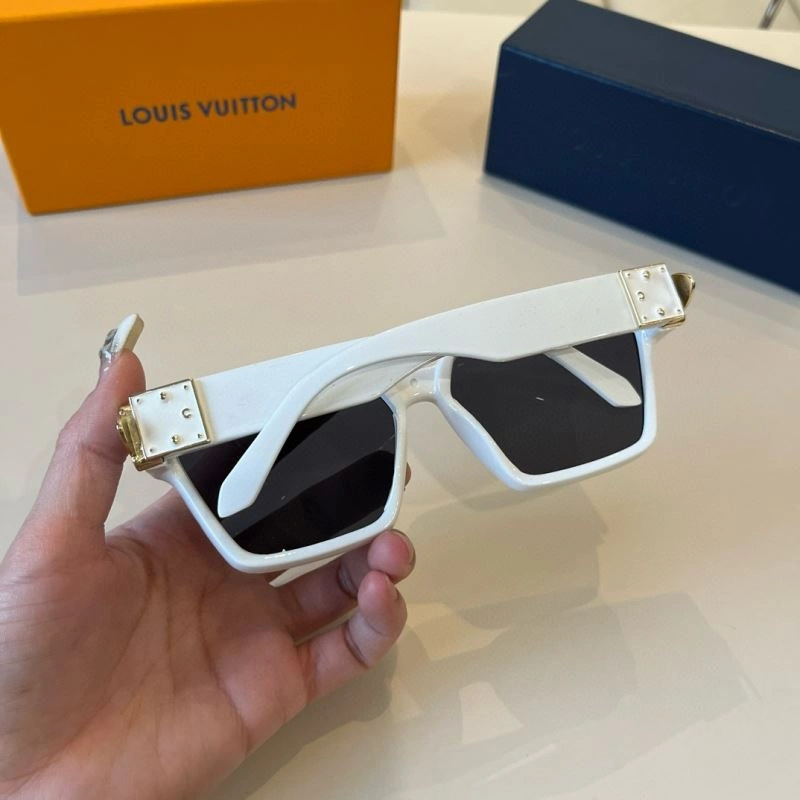 Bold Louis Vuitton Sunglasses 280891