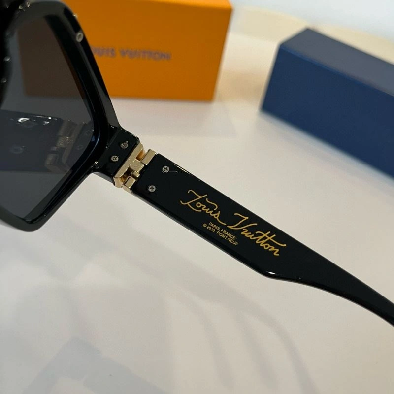 Louis Vuitton Sunglasses Flexible 280890