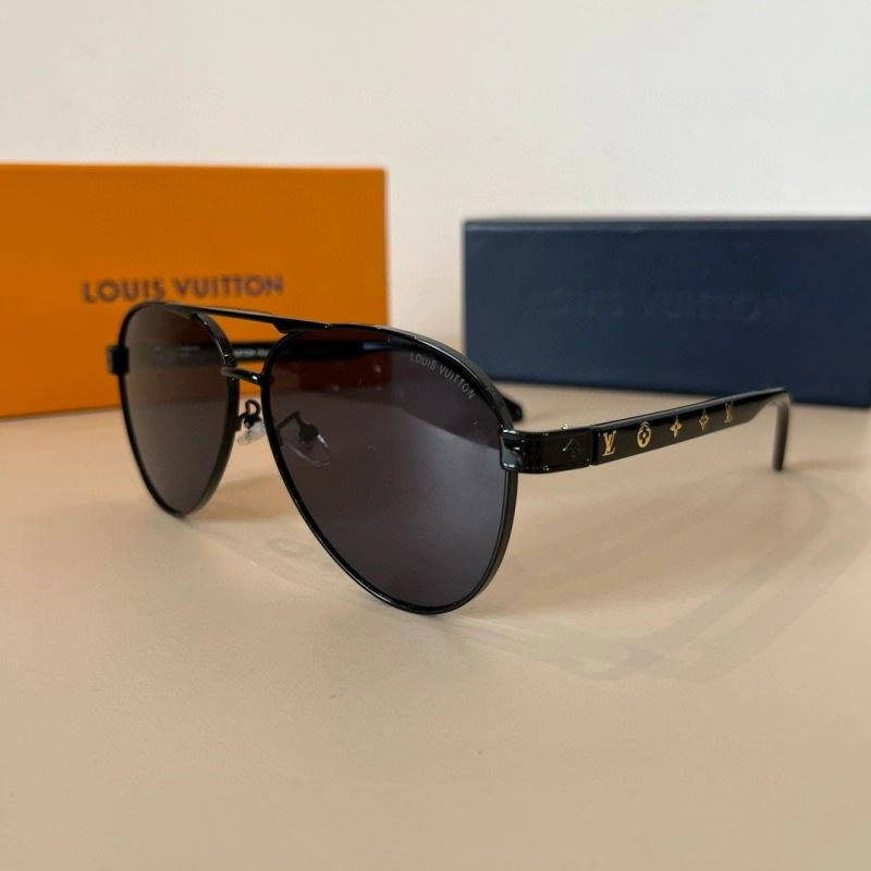 Louis Vuitton Sunglasses Packable 280888