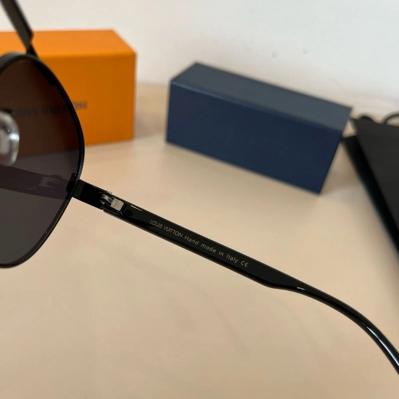 Louis Vuitton Sunglasses Packable 280888