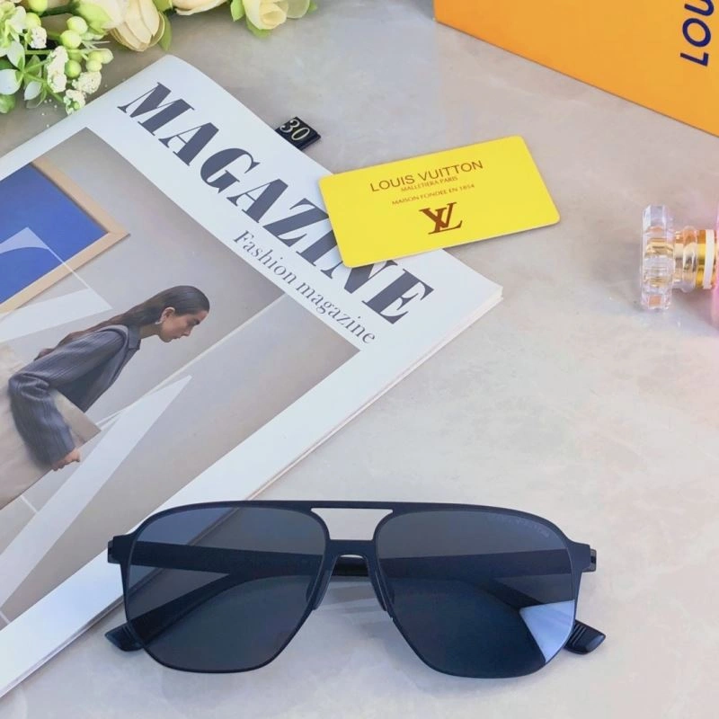 Sporty Louis Vuitton Sunglasses 280885
