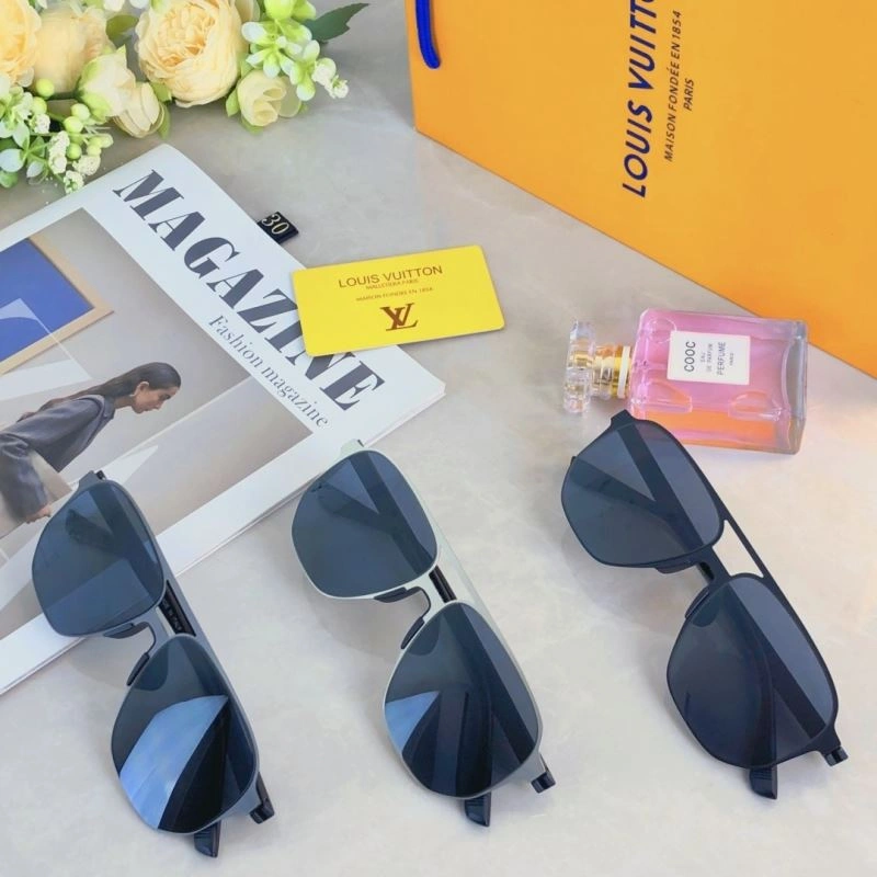Sporty Louis Vuitton Sunglasses 280885