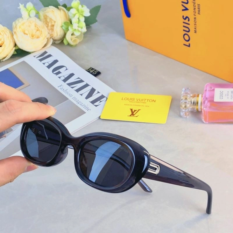 WeatherProof Louis Vuitton Sunglasses 280871
