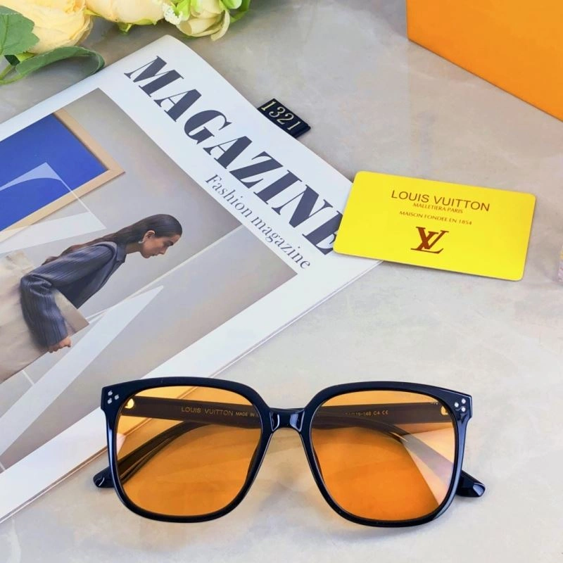 Effortless Louis Vuitton Sunglasses 280880