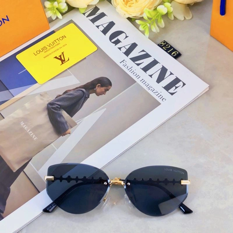 Seasonal Louis Vuitton Sunglasses 280878