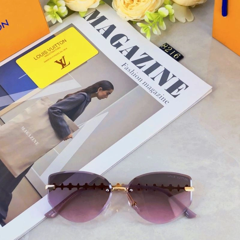 Seasonal Louis Vuitton Sunglasses 280878