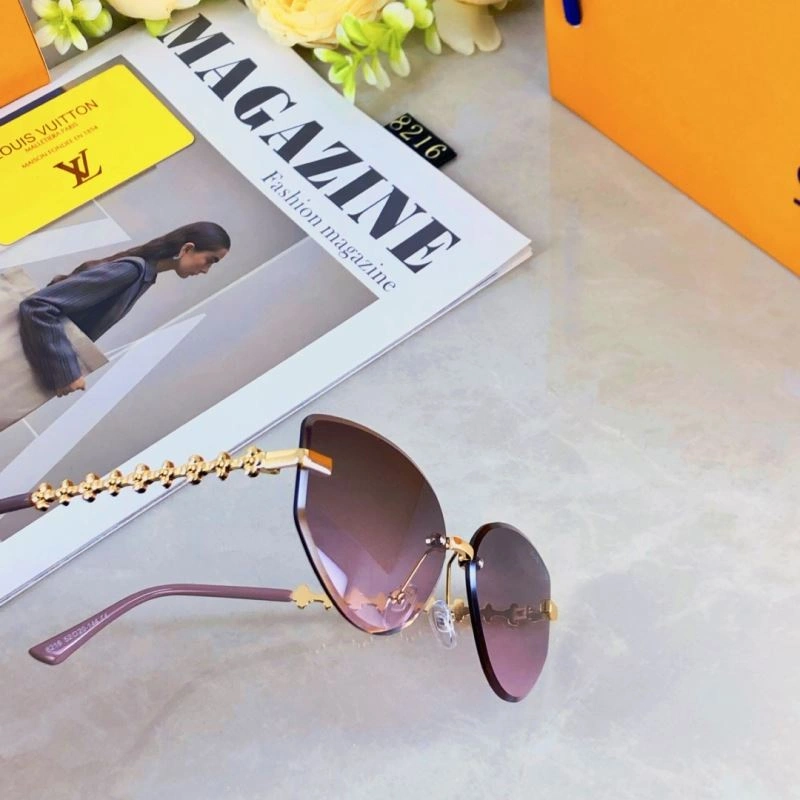 Seasonal Louis Vuitton Sunglasses 280878