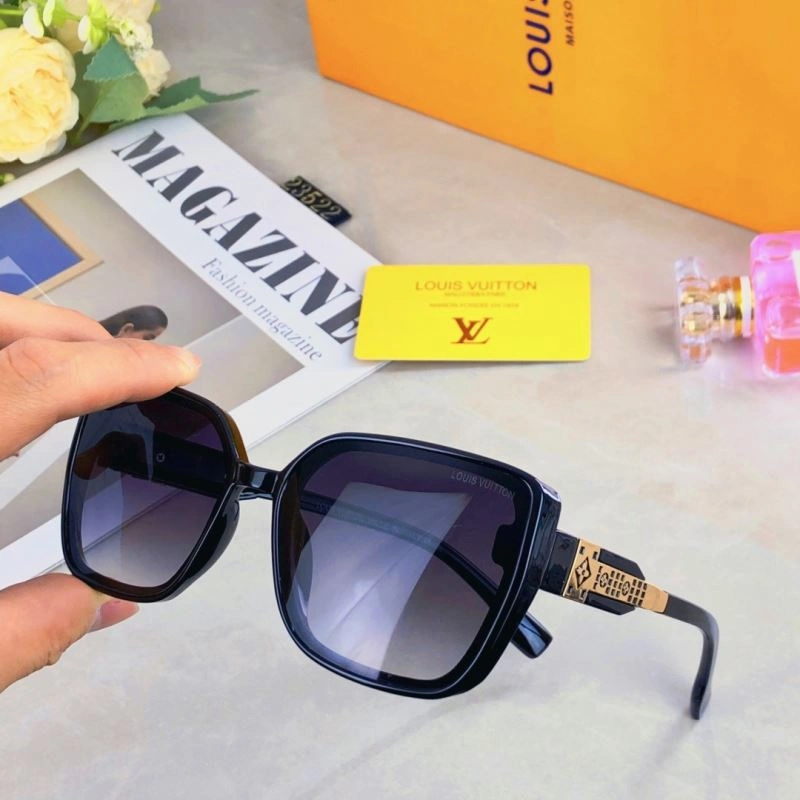 SmartChoice Louis Vuitton Sunglasses 280881