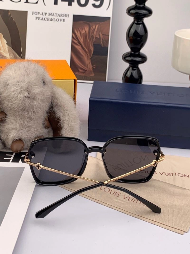 MoistureWicking Louis Vuitton Sunglasses 280863