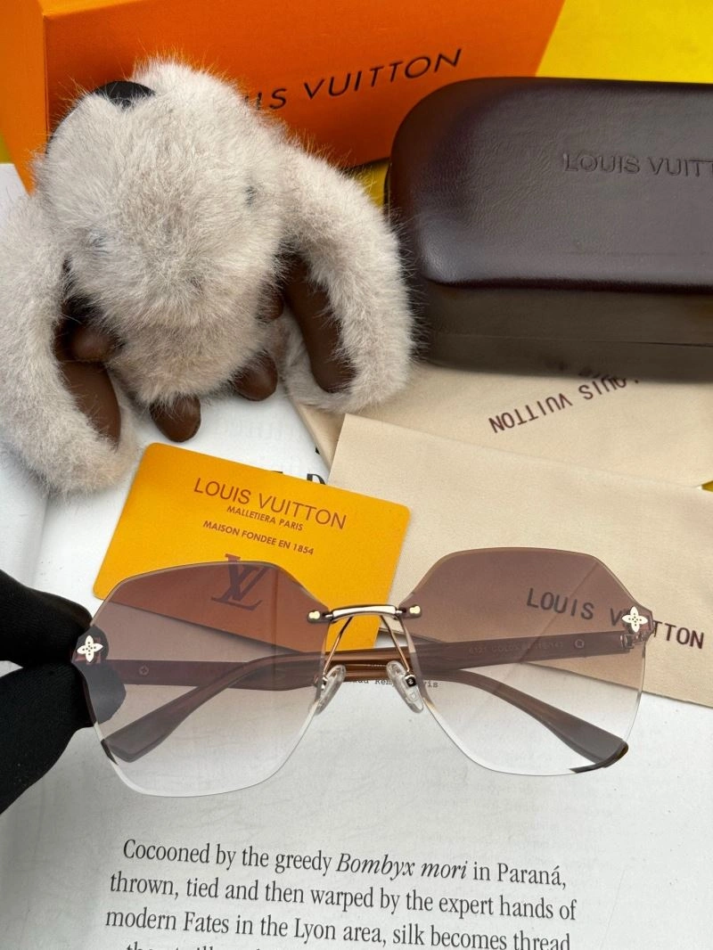 Louis Vuitton Sunglasses Durable 280864