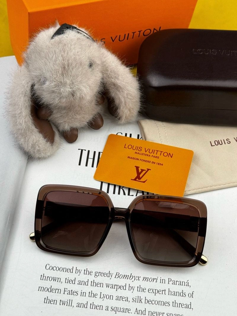 Louis Vuitton Sunglasses Vibrant 280873