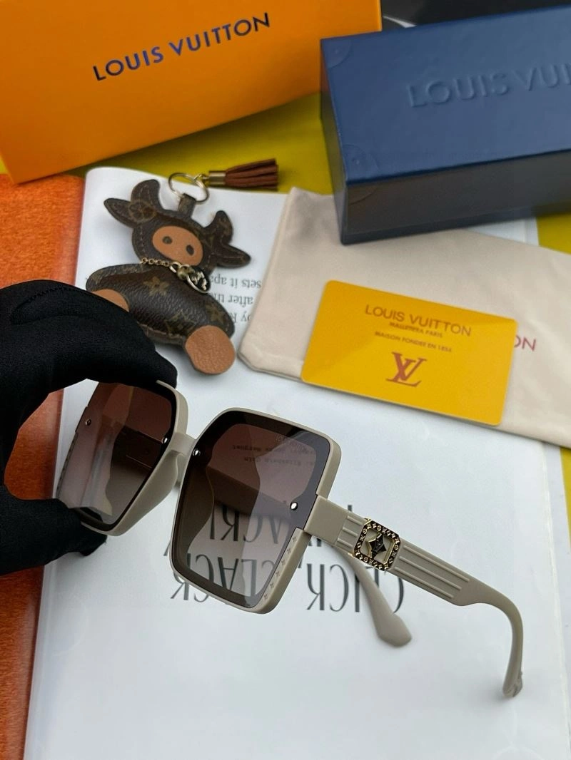 Tailored Louis Vuitton Sunglasses 280866