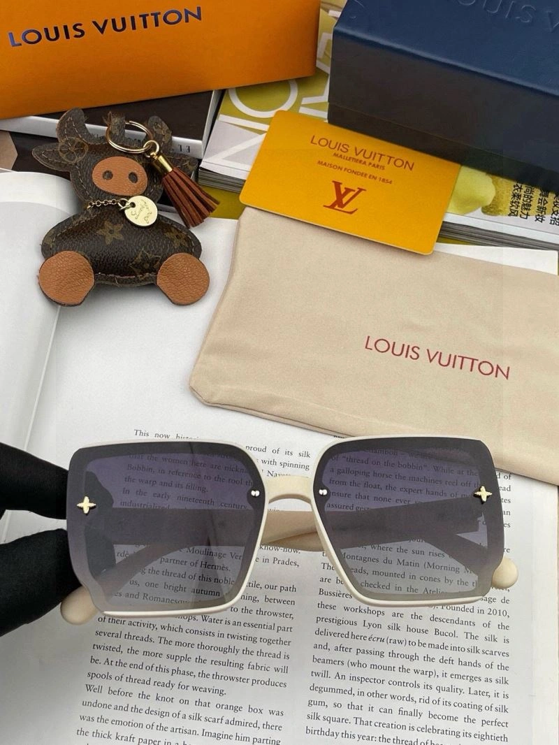 Soft Louis Vuitton Sunglasses 280870