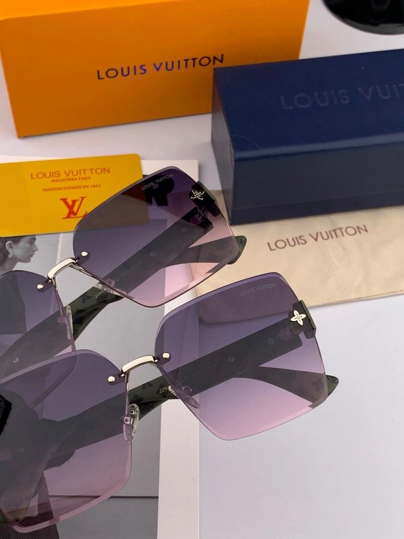 Louis Vuitton Sunglasses Unique 280854