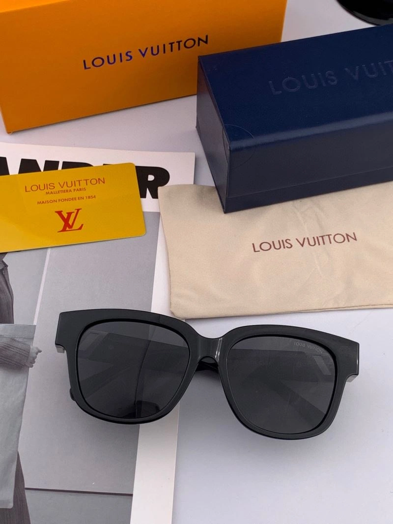Louis Vuitton Sunglasses Resilient 280868