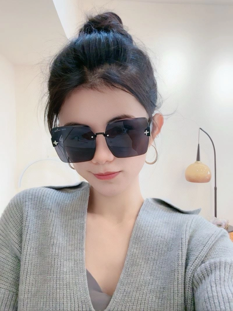 TravelReady Louis Vuitton Sunglasses 280853