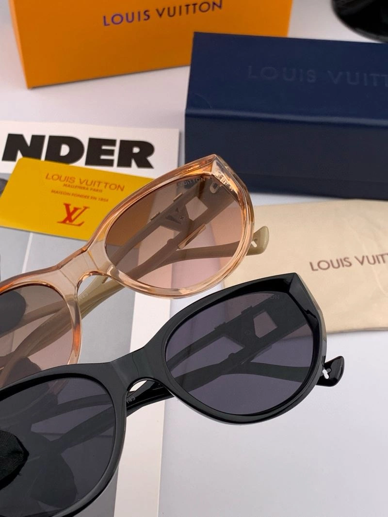 Louis Vuitton Sunglasses Stylish 280848