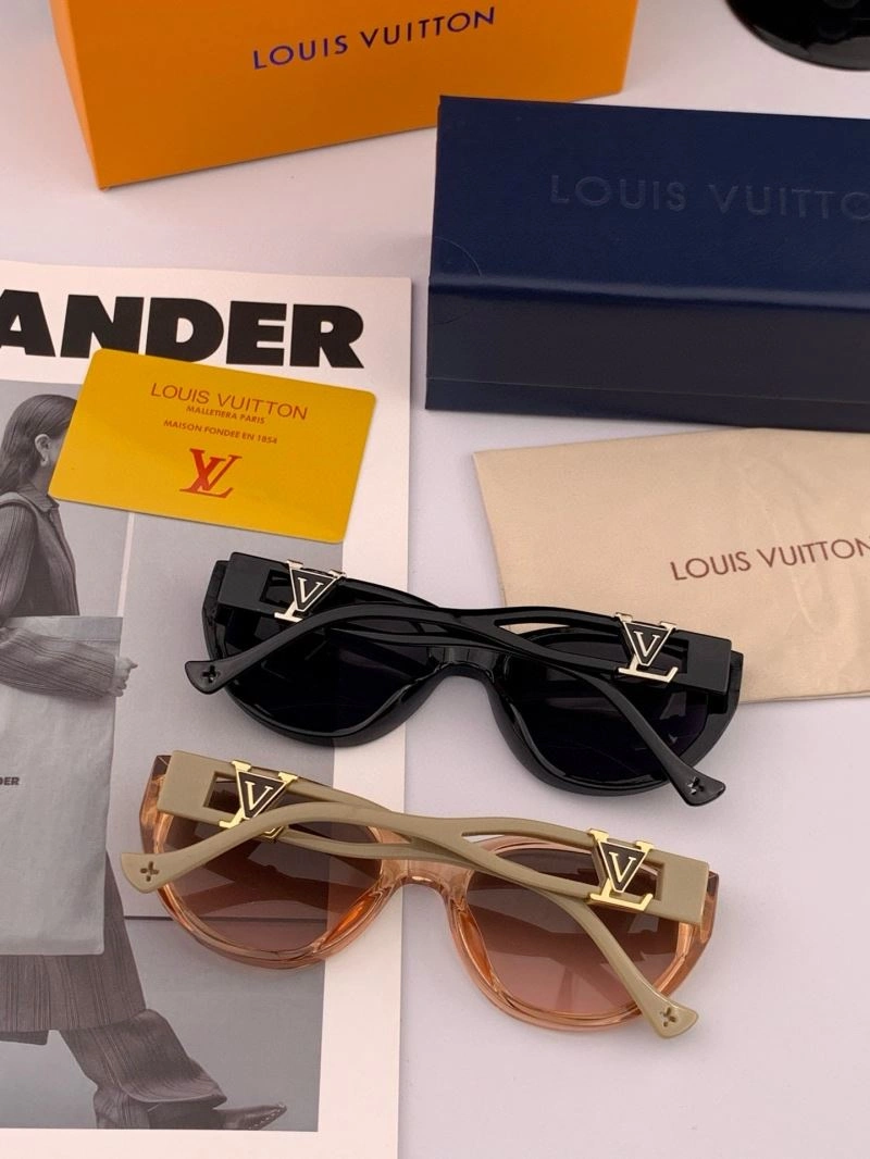 Louis Vuitton Sunglasses Stylish 280848