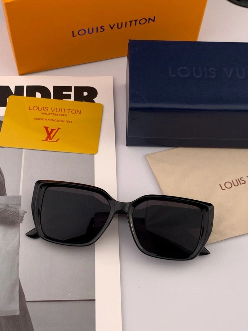 Cozy Louis Vuitton Sunglasses 280846