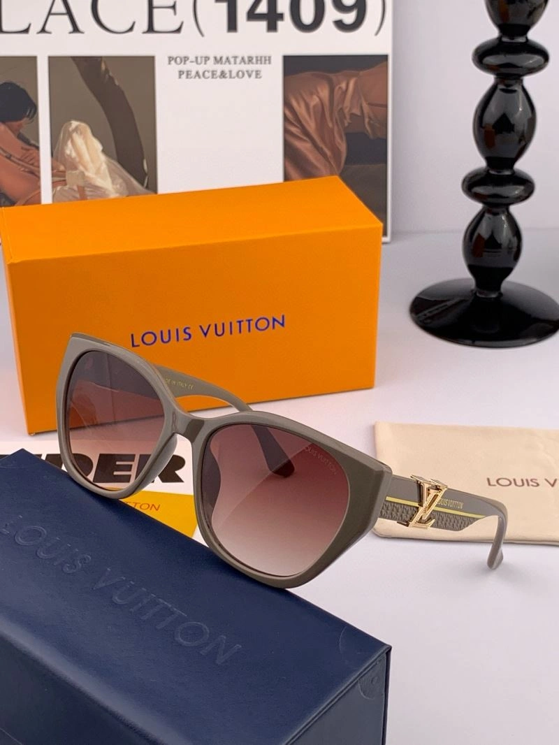 UrbanChic Louis Vuitton Sunglasses 280845