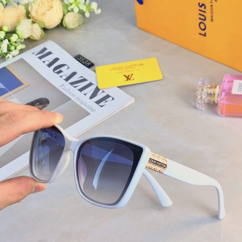 SmoothTexture Louis Vuitton Sunglasses 280825