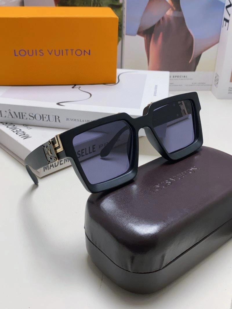 Louis Vuitton Sunglasses Timeless 280818