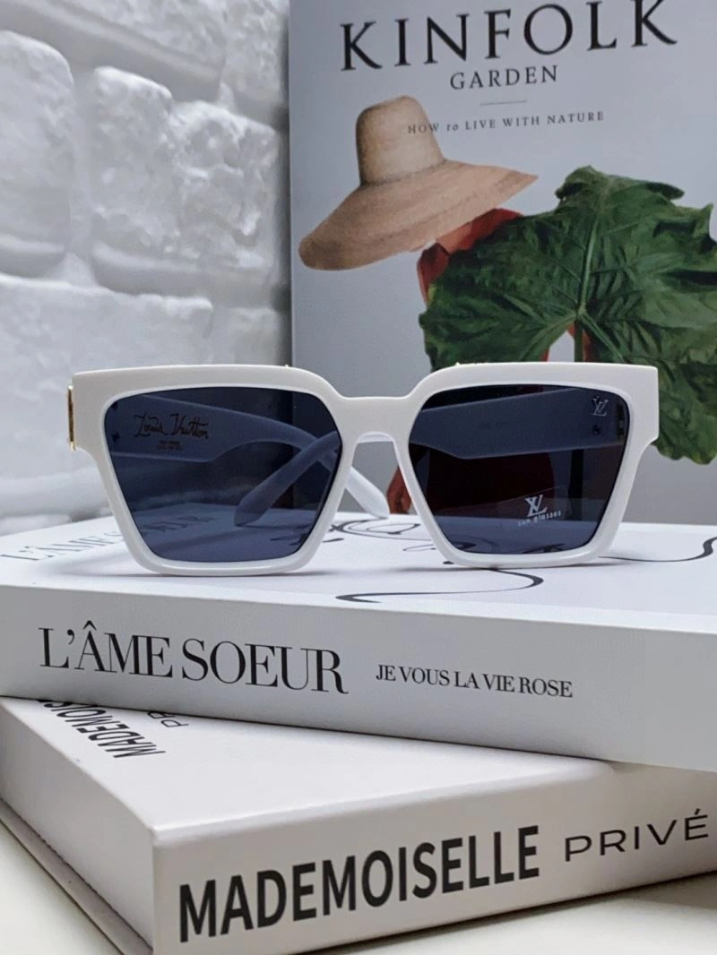 Louis Vuitton Sunglasses HighPerformance 280823
