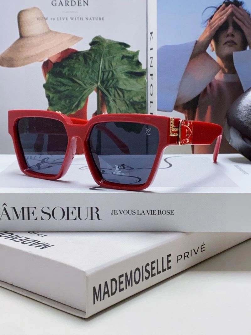 Louis Vuitton Sunglasses Durable 280817