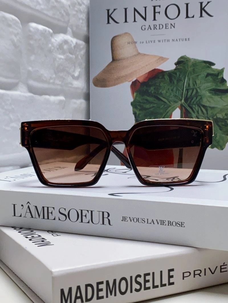 Louis Vuitton Sunglasses RelaxedFit 280816