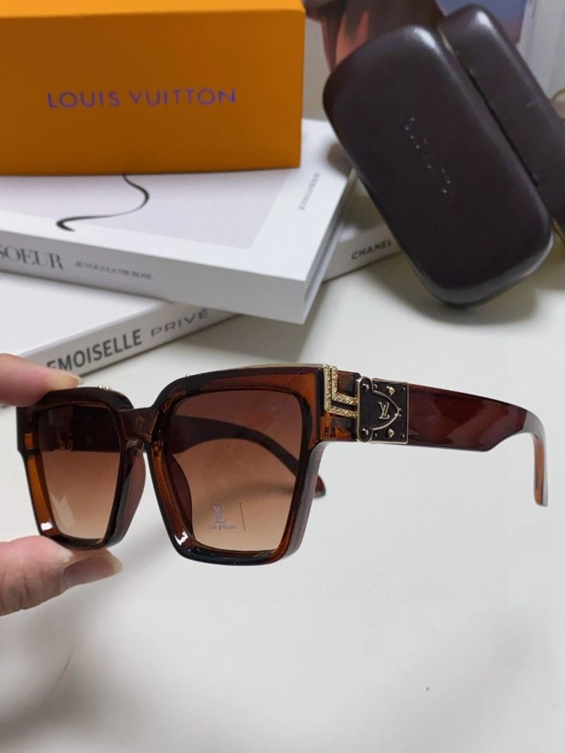 Louis Vuitton Sunglasses RelaxedFit 280816