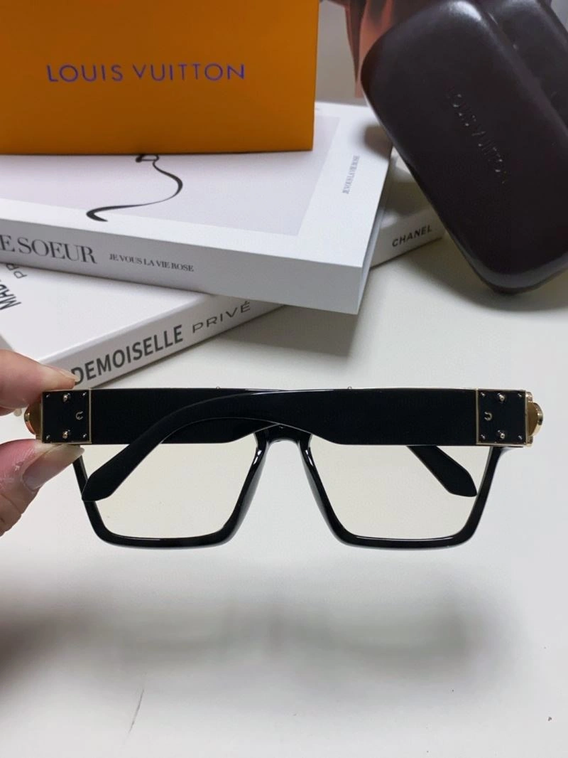 WrinkleFree Louis Vuitton Sunglasses 280835