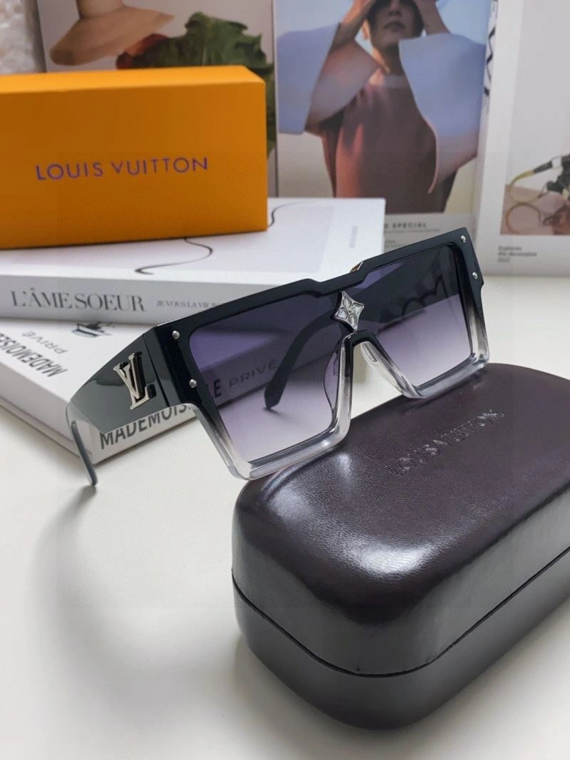 Bright Louis Vuitton Sunglasses 280841