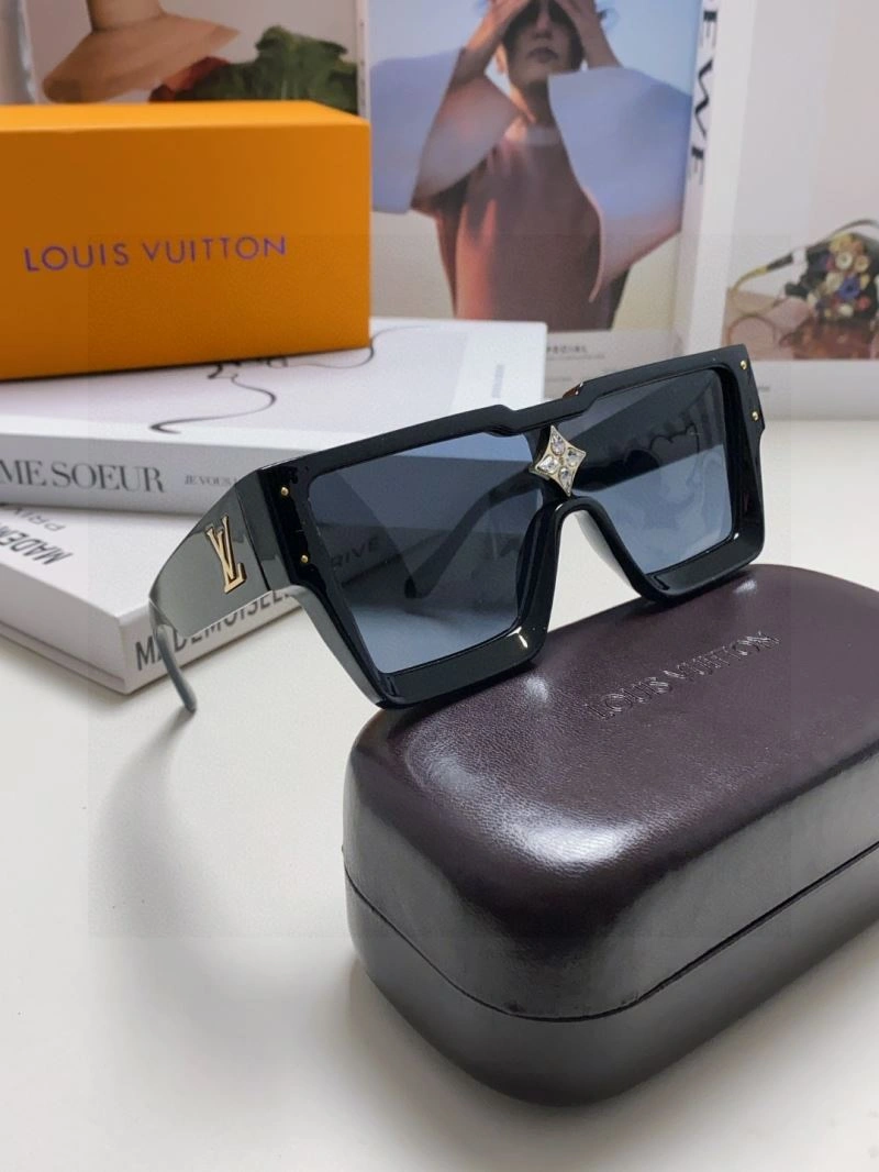 Louis Vuitton Sunglasses Cozy 280839