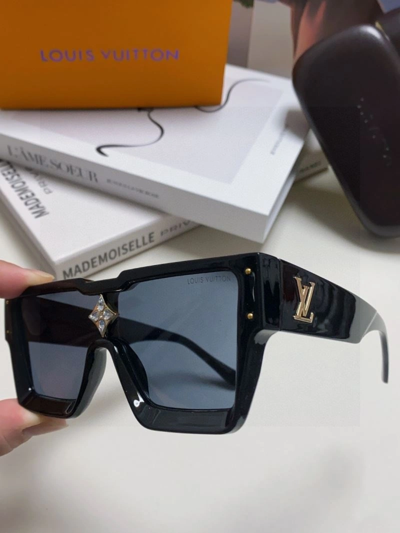 Louis Vuitton Sunglasses Cozy 280839