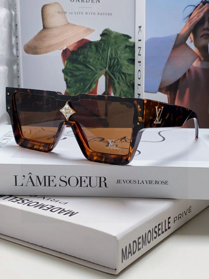 Louis Vuitton Sunglasses SunProtective 280834