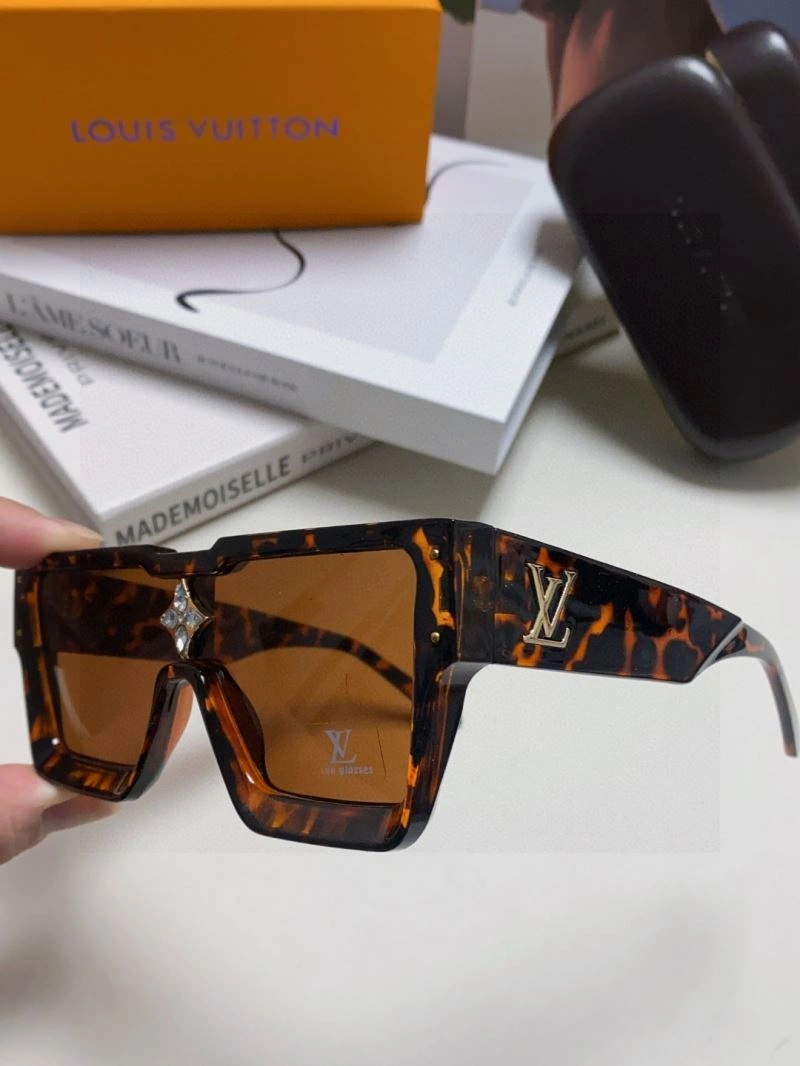 Louis Vuitton Sunglasses SunProtective 280834