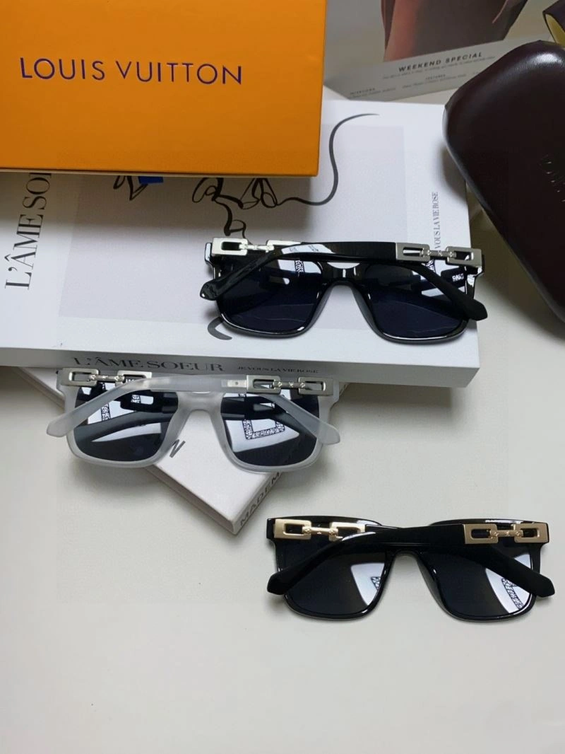 Louis Vuitton Sunglasses Fashionable 280822