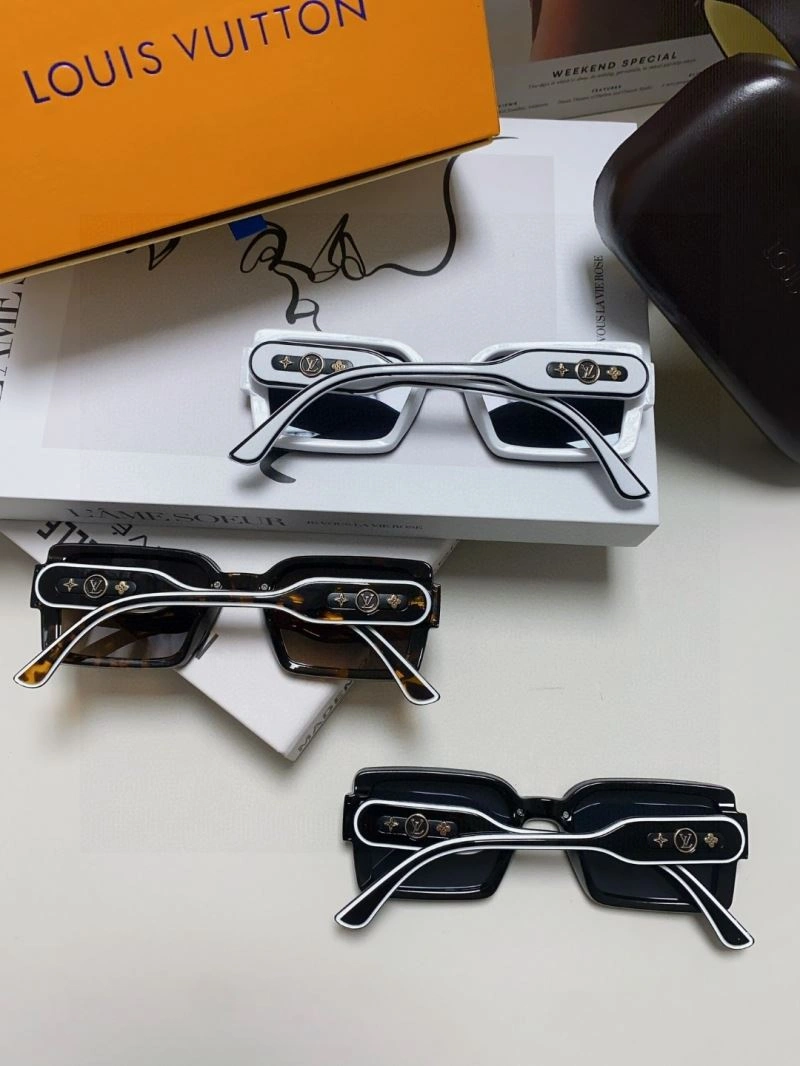 Louis Vuitton Sunglasses Sporty 280842