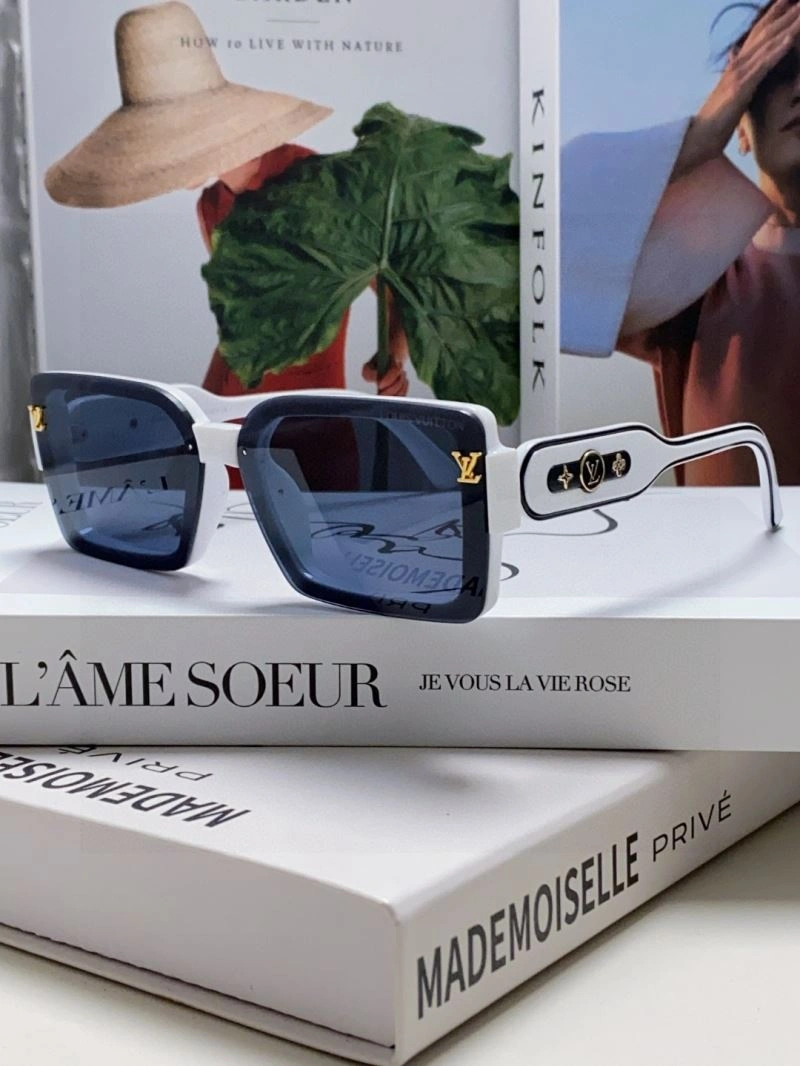 Louis Vuitton Sunglasses EasyCare 280830