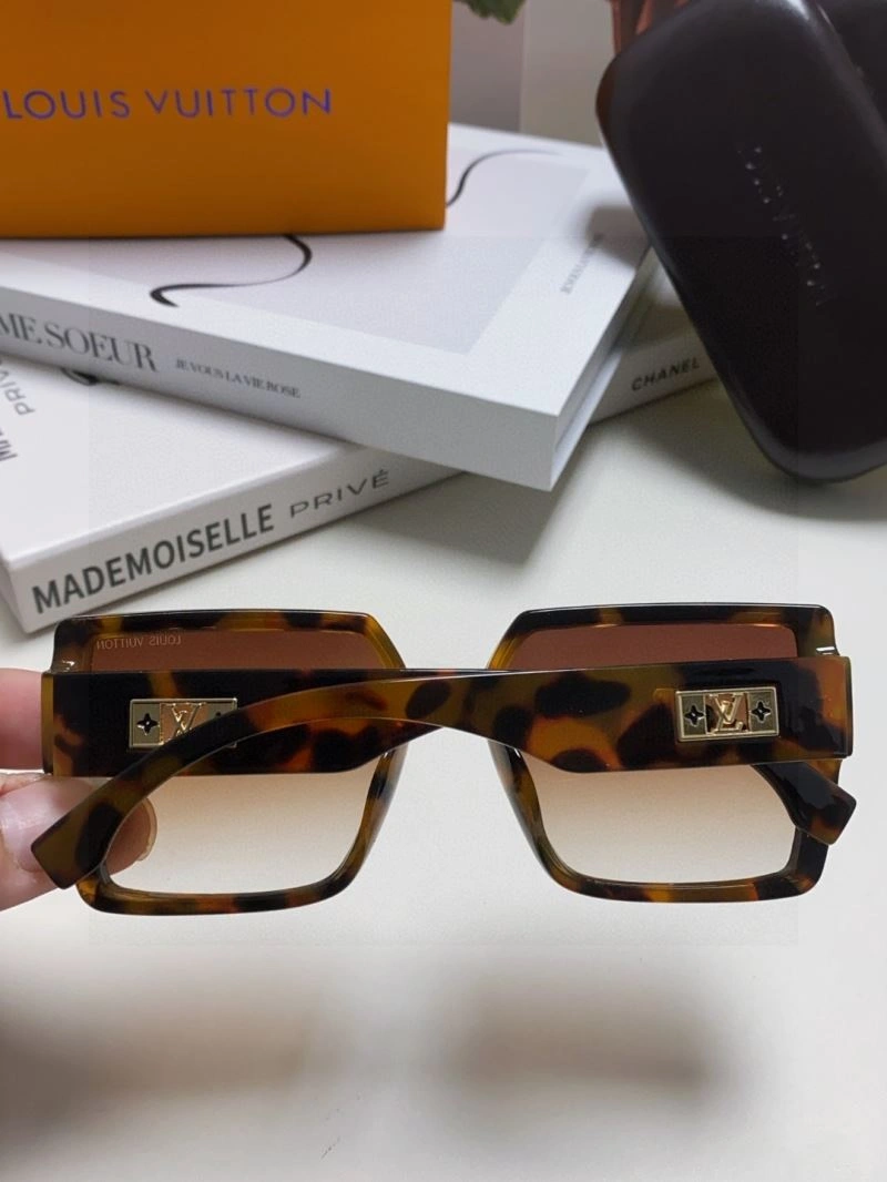 Louis Vuitton Sunglasses SoftTouch 280824