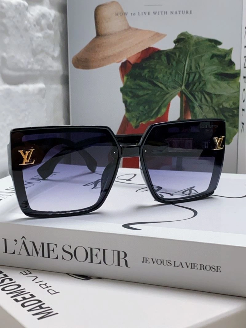 Affordable Louis Vuitton Sunglasses 280821